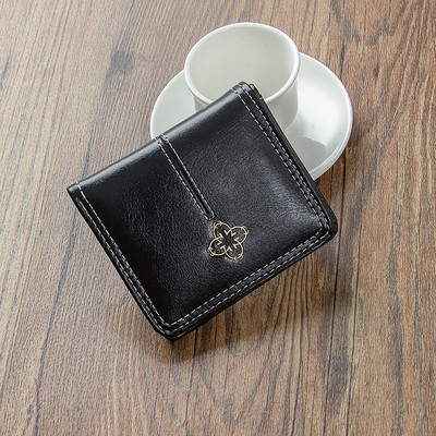 Μοντέρνο έκο δερμάτινο πορτοφόλι σε στυλ ρετρό