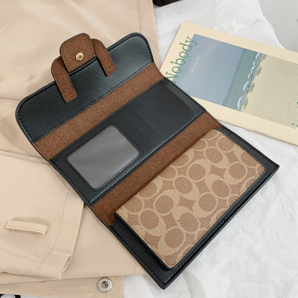 Novi model kožnog novčanika za žene dva modela