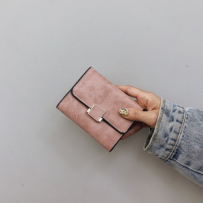 Γυναικείο μικρό έκο δερμάτινο πορτοφόλι με μεταλλική στερέωση