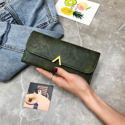 Naiste nahast rahakott metallist kaunistusega viies värvitoonis