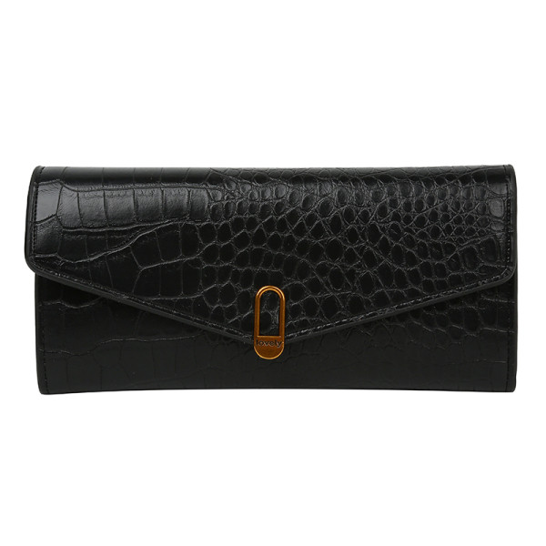 Дамски кожен портфейл с метално  закопчаване