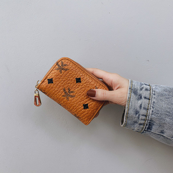 Női bőr pénztárca cipzárral - eco bőr