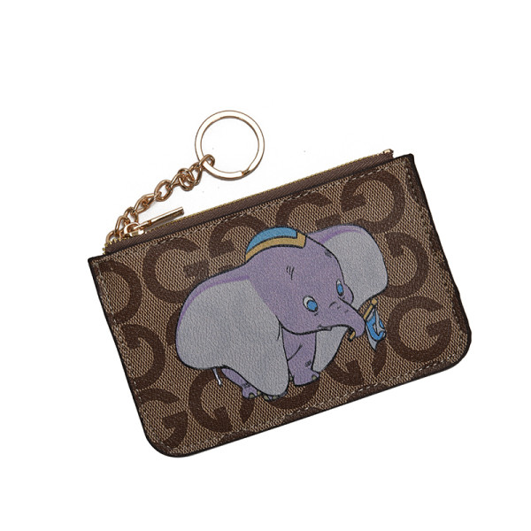 Γυναικείο πορτοφόλι με μεταλλική αλυσίδα και φερμουάρ σε καφέ χρώμα