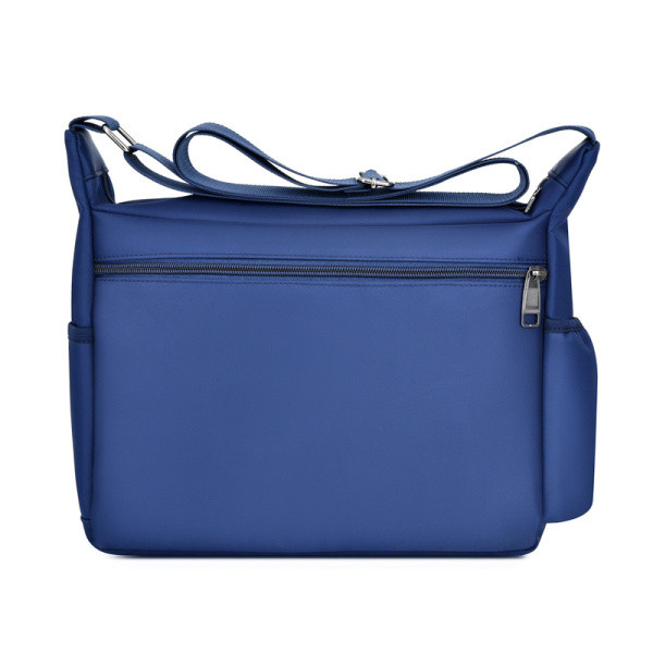 Meeste tekstiilist kott luku ja pika sangaga