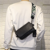 Uue mudeliga meeste nahast kott värvilise pika sangaga