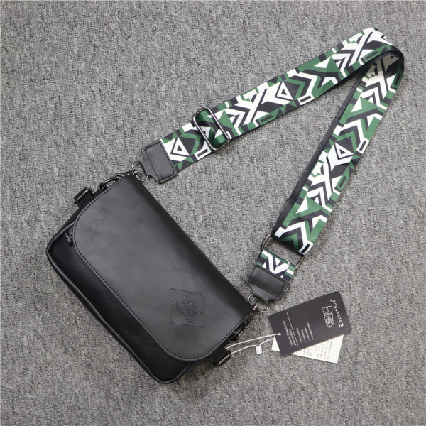 Uue mudeliga meeste nahast kott värvilise pika sangaga