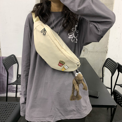 Alkalmi férfi textil táska cipzárral és 3D elemmel