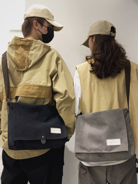 Alkalmi textil válltáska - férfiak és nők számára egyaránt