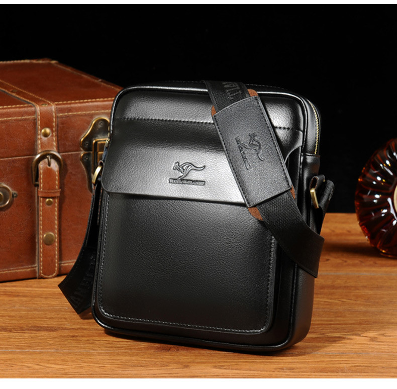 Мъжка бизнес чанта от еко кожа с мека дръжка