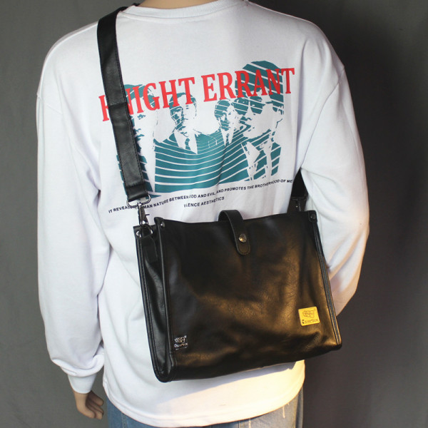 Meeste vabaaja pika sangaga nahast kott