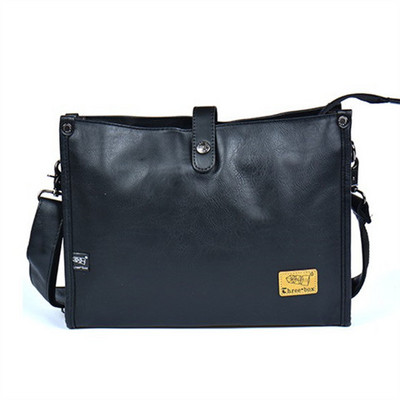 Férfi retró stílusú bőr táska csattal