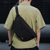 Új modell cipzáras férfi táska fekete színben