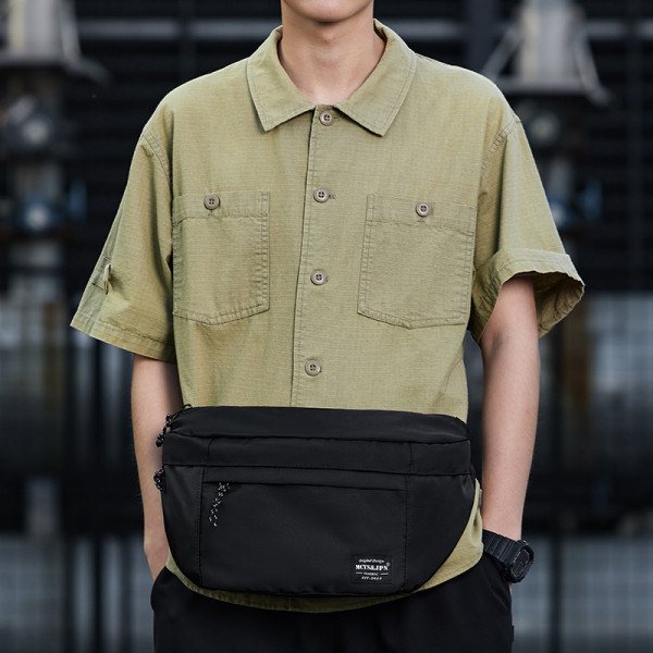 Új modell cipzáras férfi táska fekete színben