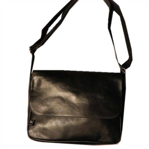 Új modell férfi bőrtáska fekete színben