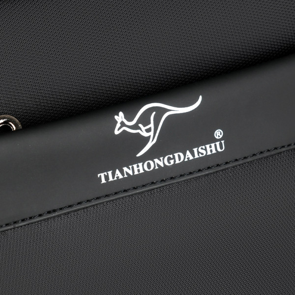 Hosszú nyéllel ellátott férfi kád új modellje