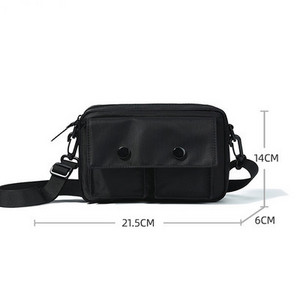 Sport-alkalmi válltáska férfi zsebbel