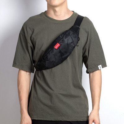 Geanta barbateasca neagra cu maner reglabil - patru modele