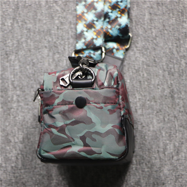 Új modell férfi szövettáska - terepszínű