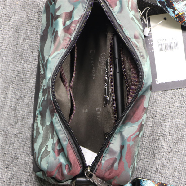 Új modell férfi szövettáska - terepszínű