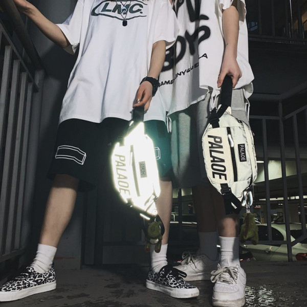 Meeste lukuga tekstiilist kott