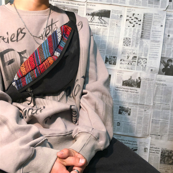 Meeste kott luku ja tikandiga