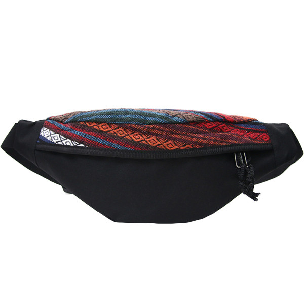 Meeste kott luku ja tikandiga