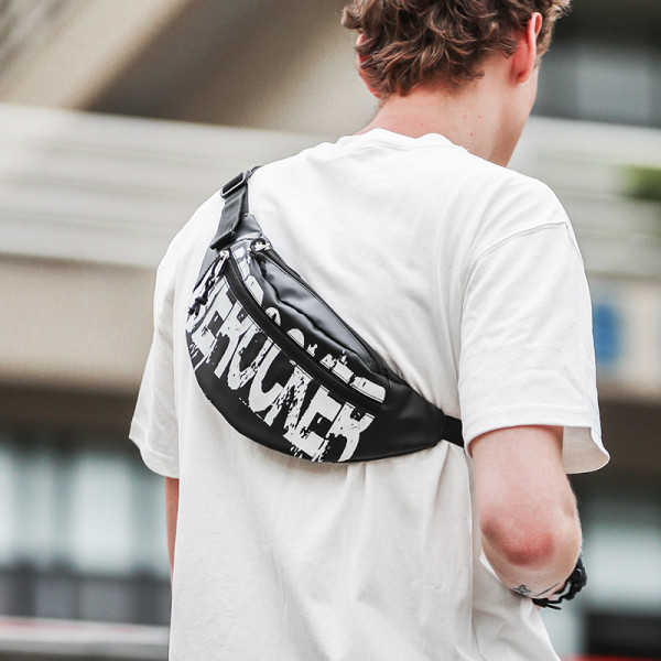 Férfi táska állítható fogantyúval, fekete-fehér színben