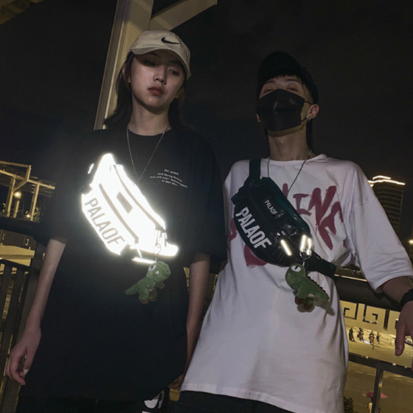 Férfi táska két színben felirattal