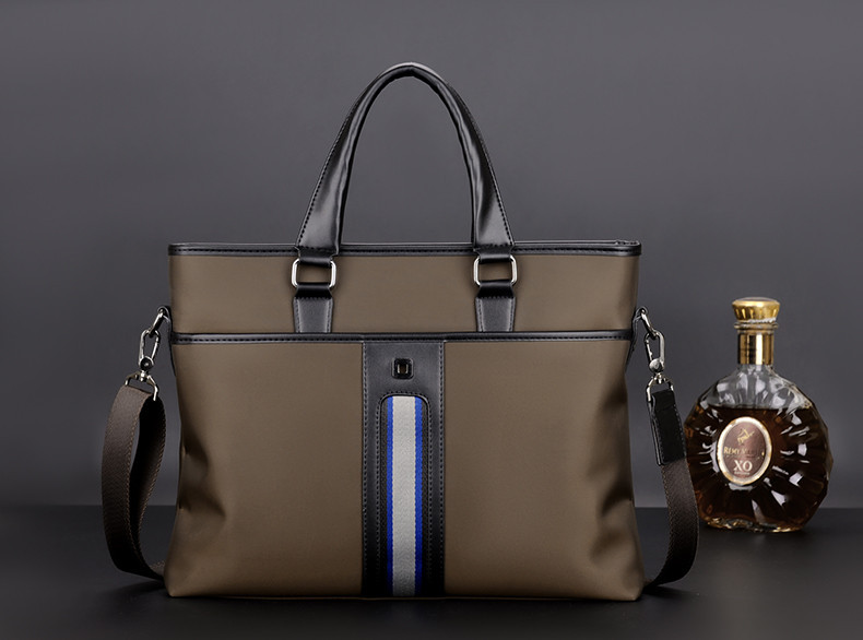 Férfi táska cipzárral - laptophoz is alkalmas