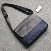 Καθημερινή ανδρική τσάντα με μακριά λαβή για τον ώμο