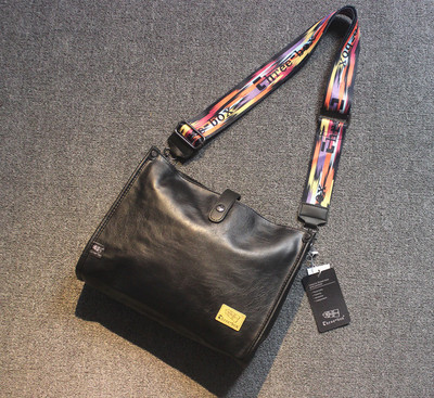 Мъжка кожена чанта с дълга дръжка