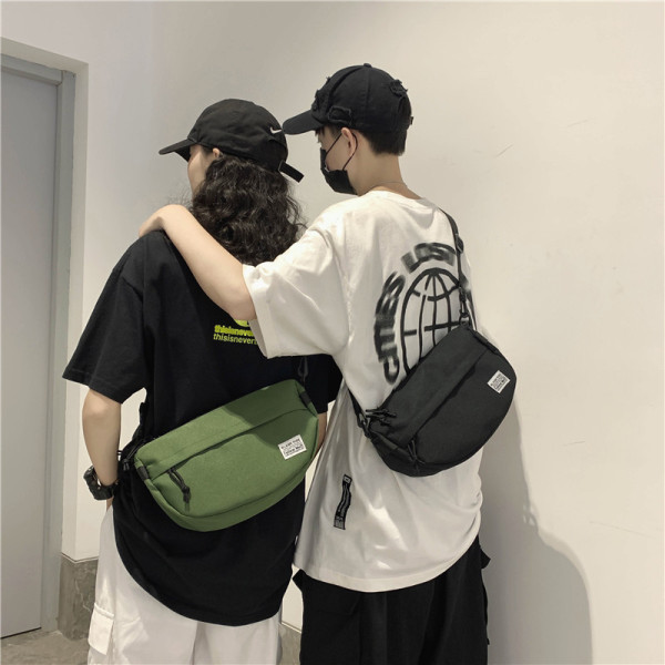 Moodne meeste kott tekstiilist taskuga