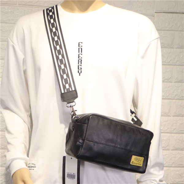 Férfi műbőr táska és textil fogantyú