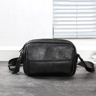 Moodne väike nahast õlakott