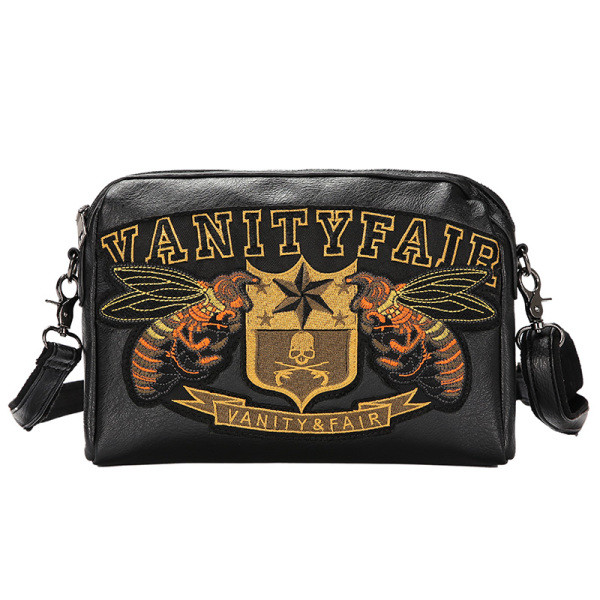 Modern férfi bőrtáska hímzéssel