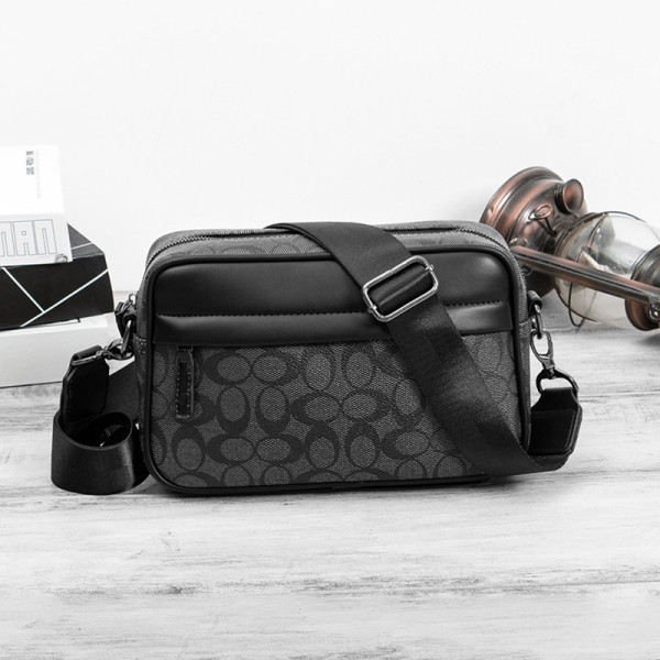 Öko-nahast ja tekstiilist üle õla väike meestekott