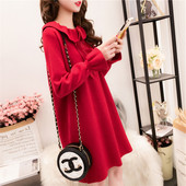 Modern ruha terhes nők számára - széles modell