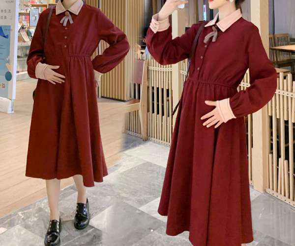 Modern ruha terhes nőknek gombokkal és klasszikus gallérral