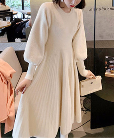 Нов модел рокля за бременни с овално деколте и дълъг ръкав