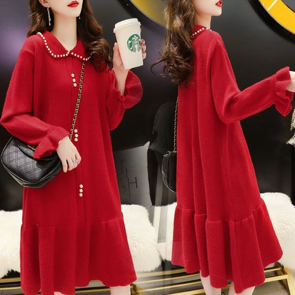 Aktuális gombos ruha terhes nőknek