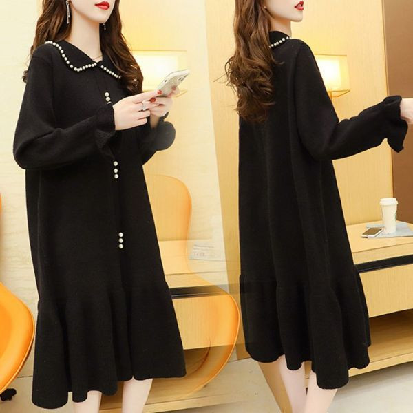 Aktuális gombos ruha terhes nőknek