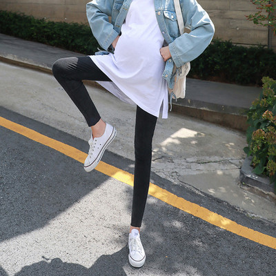 Moodsad laia kummiga teksad rasedatele