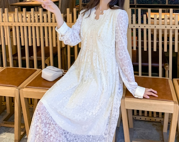 Naiste pikkade varrukatega pitskleit – sobib rasedatele