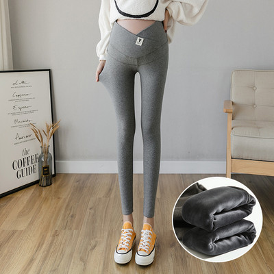 Kõrge vöökohaga päevakiil rasedatele naistele