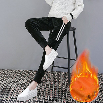 Jelenlegi nadrág terhes nők számára - több modell