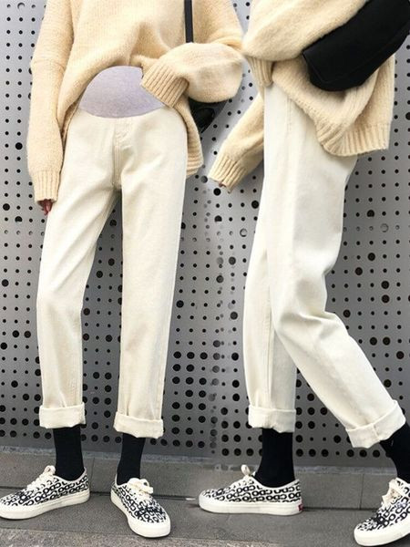 Μοντέρνο τζιν για έγκυες γυναίκες με ελαστική ζώνη