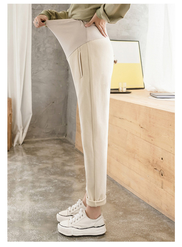 Taskutega spordipüksid rasedatele