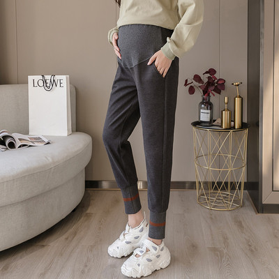 Alkalmi nadrág terhes nők számára - két modell