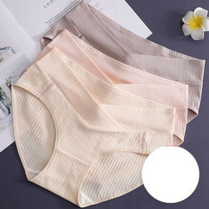 Új modell három bikiniből álló női szett terhes nők számára