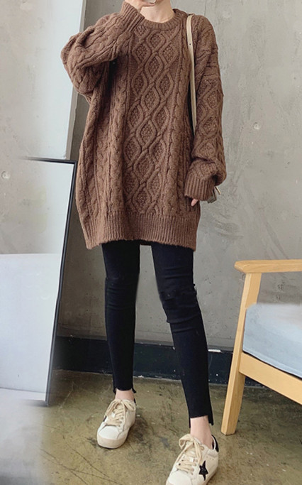 Laia mudeliga ümmarguse kaelusega kampsun rasedatele naistele